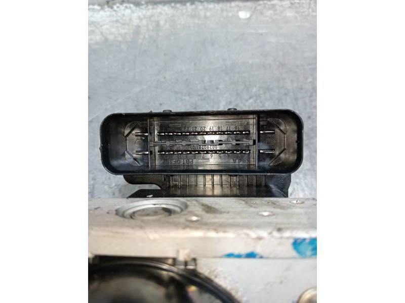 Recambio de abs para ford focus berlina (cap) 1.6 tdci cat referencia OEM IAM 10097001243 3M512M110JA 10020700714