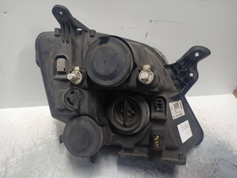Recambio de faro izquierdo para opel meriva 1.6 16v referencia OEM IAM 93321052 89308550 