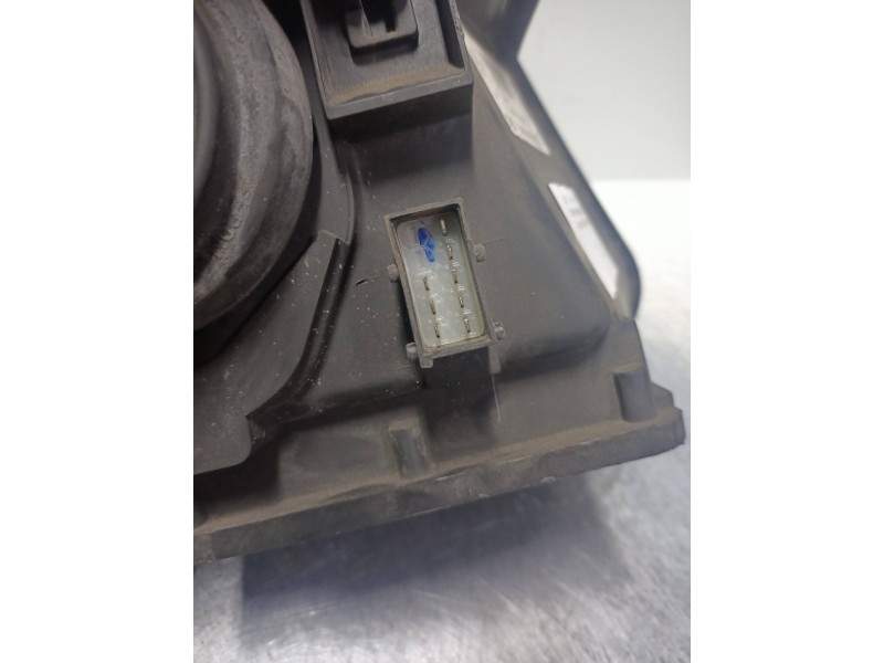 Recambio de faro izquierdo para opel meriva 1.6 16v referencia OEM IAM 93321052 89308550 