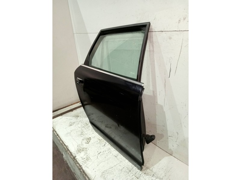 Recambio de puerta trasera derecha para audi a6 avant (4f5) 3.0 tdi quattro (171kw) referencia OEM IAM   5P