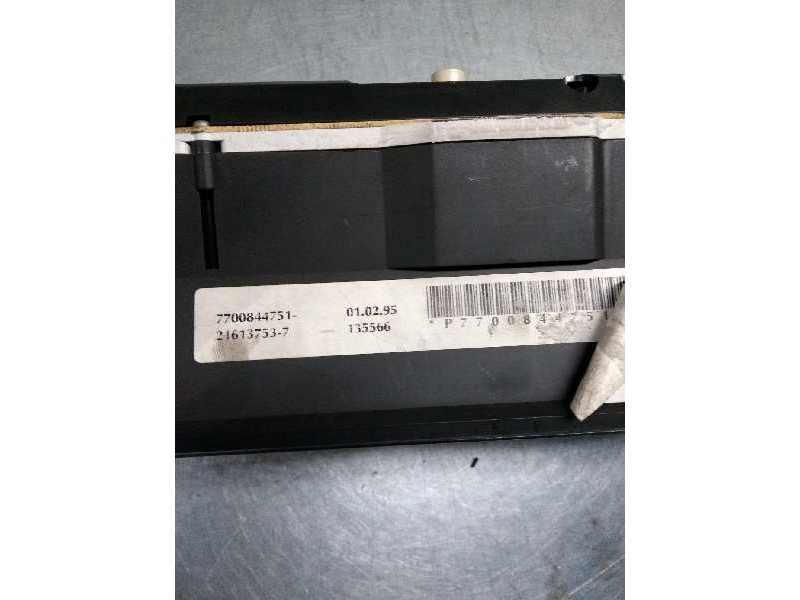 Recambio de cuadro instrumentos para renault laguna (b56) 2.2 diesel referencia OEM IAM 7700844751 216137537  Recambio de cuadro instrumentos para renault laguna (b56) 2.2 diesel referencia OEM IAM 7700844751 216137537