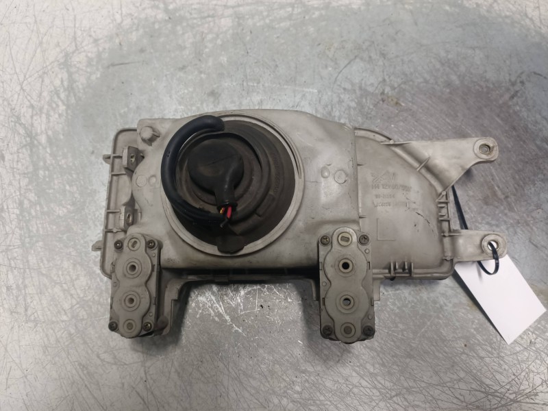 Recambio de faro izquierdo para isuzu van midi 2.2 diesel referencia OEM IAM   