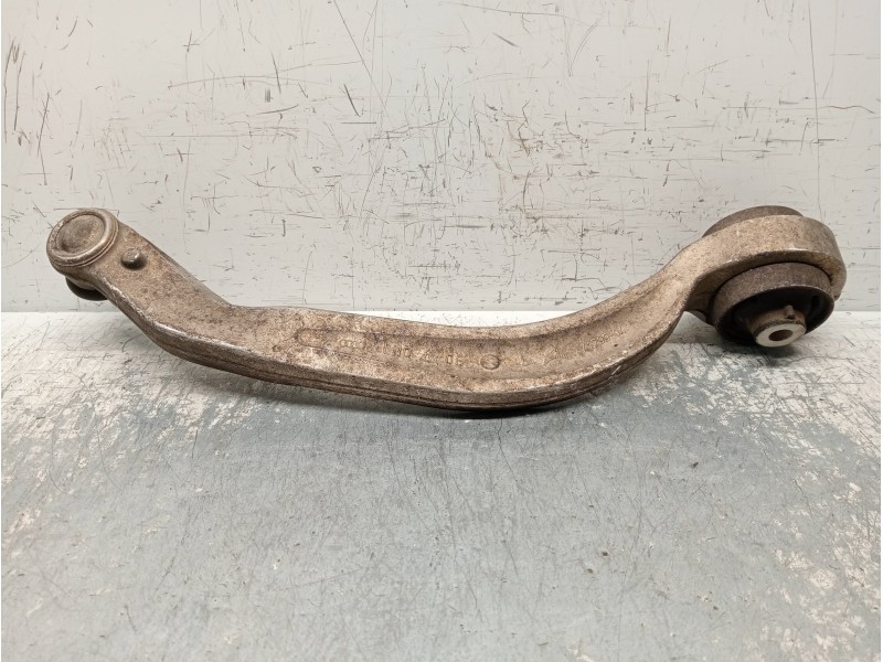 Recambio de brazo suspension inferior delantero izquierdo para audi a4 avant (8e) 2.0 tdi referencia OEM IAM   