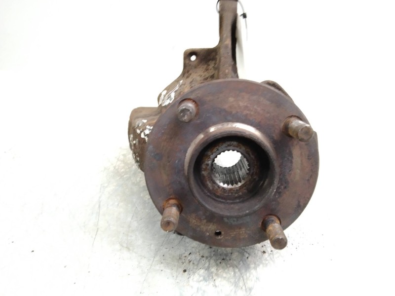 Recambio de mangueta delantera izquierda para ford orion 1.6 cat referencia OEM IAM   