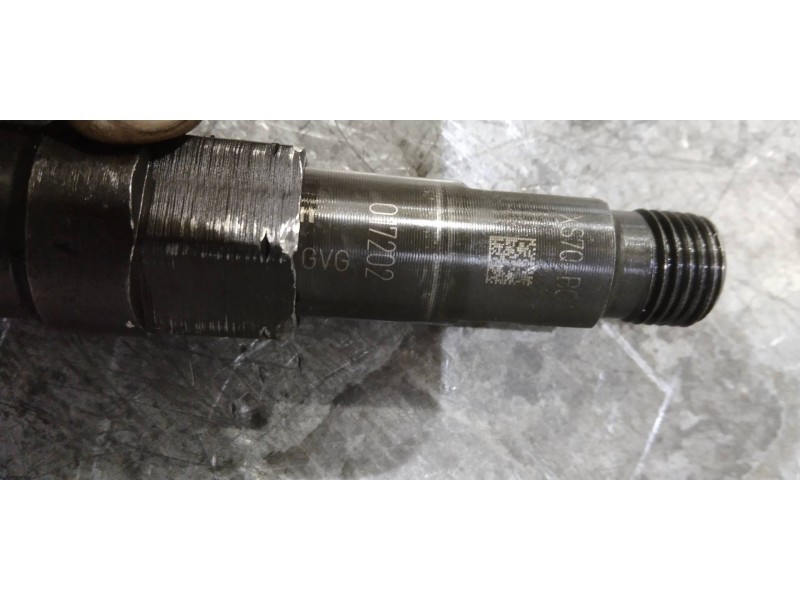 Recambio de inyector para ford transit caja cerrada, media (fy) (2000 =>) ft 330 2.4 express-line referencia OEM IAM XS70BG  