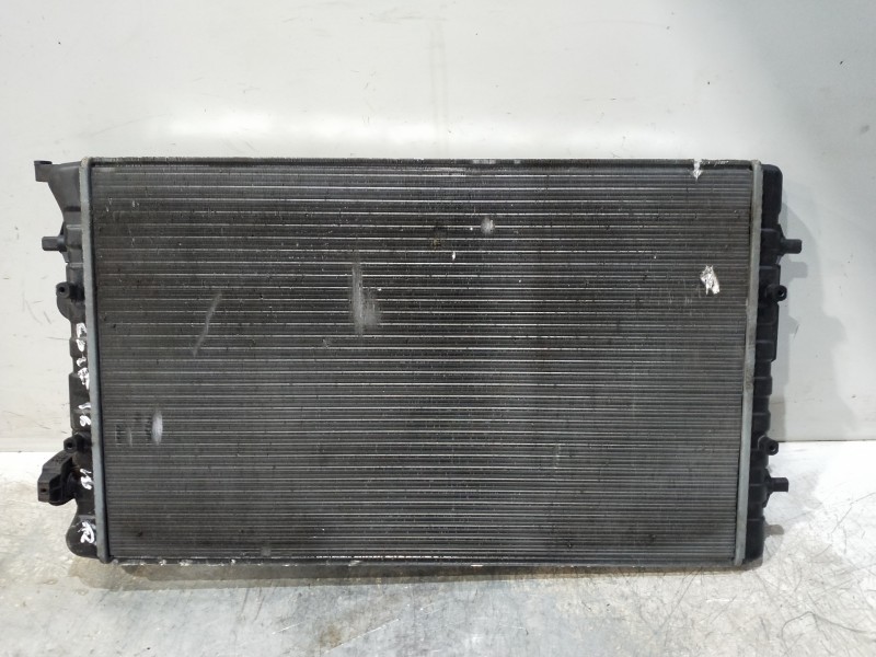 Recambio de radiador agua para volkswagen golf iv berlina (1j1) conceptline referencia OEM IAM 731606  