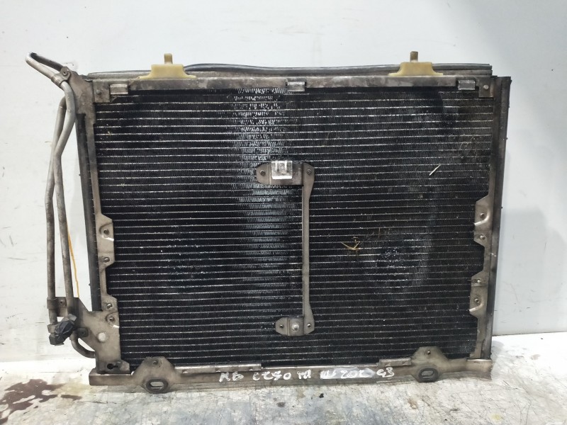 Recambio de condensador / radiador aire acondicionado para mercedes clase c (w202) berlina 250 td (202.128) referencia OEM IAM  