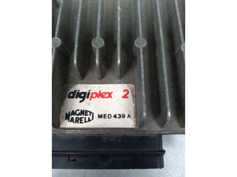 Recambio de centralita motor uce para fiat bravo (182) 1.4 12v cat referencia OEM IAM MED439A   Recambio de centralita motor uce para fiat bravo (182) 1.4 12v cat referencia OEM IAM MED439A