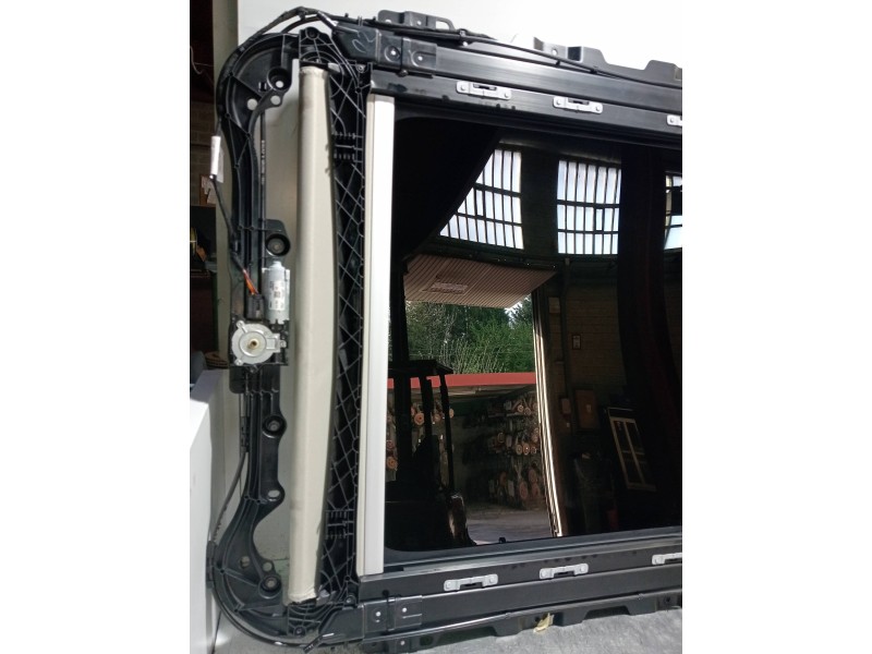 Recambio de techo electrico para volvo v60 cross country pro awd referencia OEM IAM 32205495 10039957D 