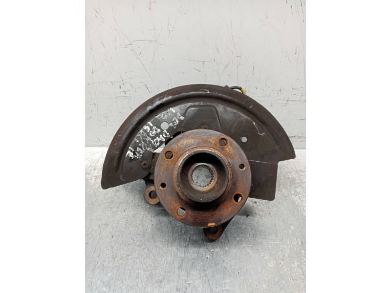 Recambio de mangueta delantera izquierda para dacia dokker ambiance referencia OEM IAM   