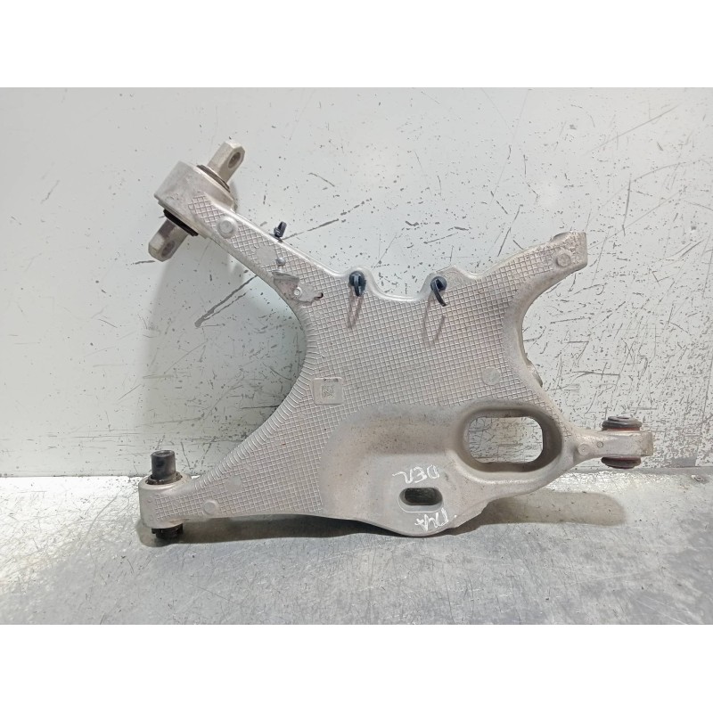 Recambio de brazo suspension inferior trasero derecho para volvo v60 cross country pro awd referencia OEM IAM 32246511  