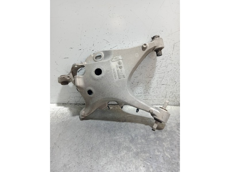 Recambio de brazo suspension inferior trasero izquierdo para volvo v60 cross country pro awd referencia OEM IAM 32246510  
