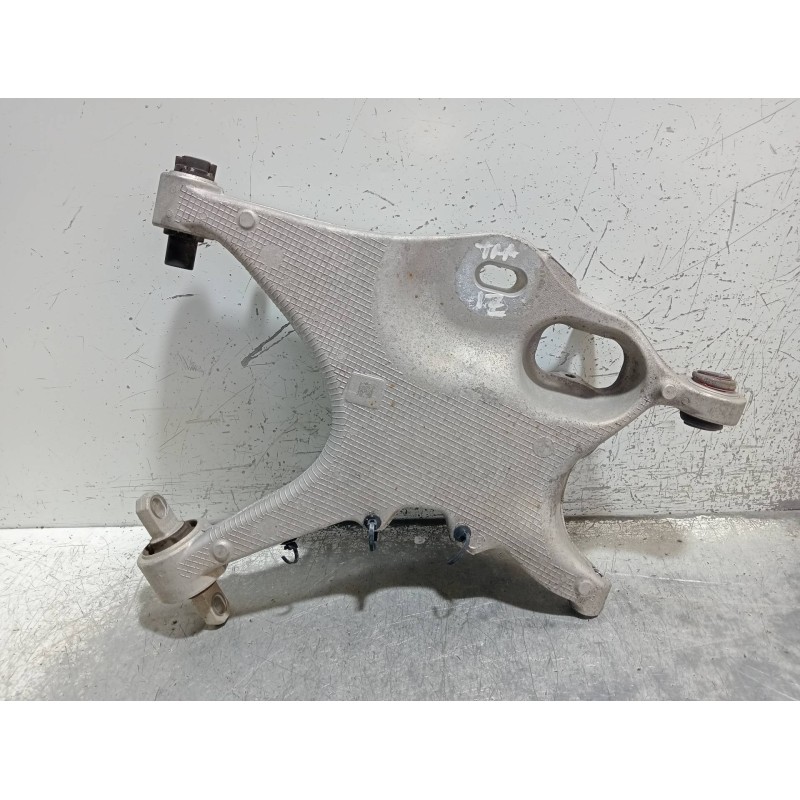 Recambio de brazo suspension inferior trasero izquierdo para volvo v60 cross country pro awd referencia OEM IAM 32246510  