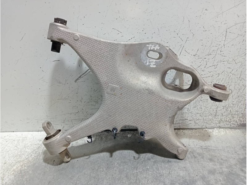Recambio de brazo suspension inferior trasero izquierdo para volvo v60 cross country pro awd referencia OEM IAM 32246510  
