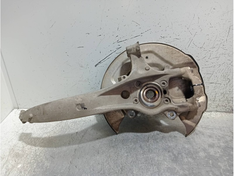 Recambio de mangueta delantera derecha para volvo v60 cross country pro awd referencia OEM IAM   