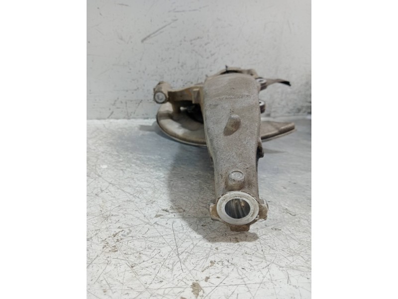 Recambio de mangueta delantera derecha para volvo v60 cross country pro awd referencia OEM IAM   