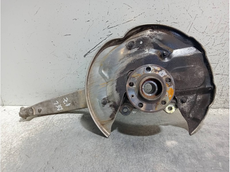 Recambio de mangueta delantera izquierda para volvo v60 cross country pro awd referencia OEM IAM 31360700  