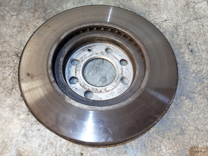 Recambio de disco freno delantero para opel corsa c silverline referencia OEM IAM   VENTILADO