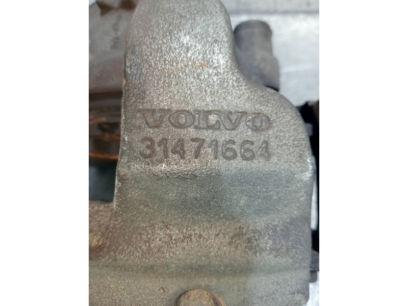 Recambio de pinza freno delantera derecha para volvo v60 cross country pro awd referencia OEM IAM 31471664  