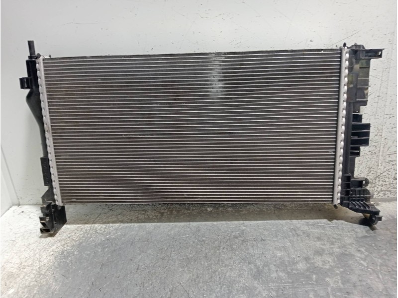 Recambio de radiador agua para volvo v60 cross country pro awd referencia OEM IAM 32224829  