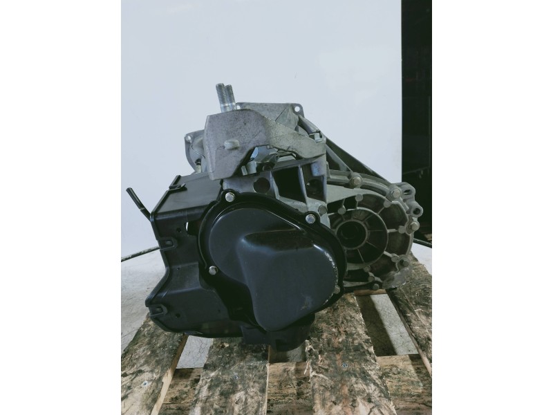 Recambio de caja cambios para ford fiesta (ccn) 1.25 16v cat referencia OEM IAM 8A6R7002JH T6TA1 020913 000429 5V