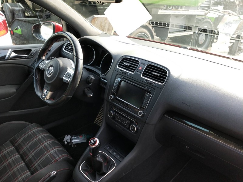 volkswagen golf vi (5k1) del año 2016