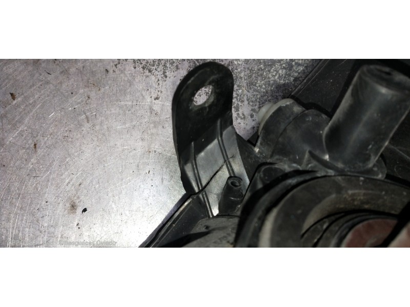 Recambio de faro izquierdo para opel zafira a blue line referencia OEM IAM 03326314 13237263 