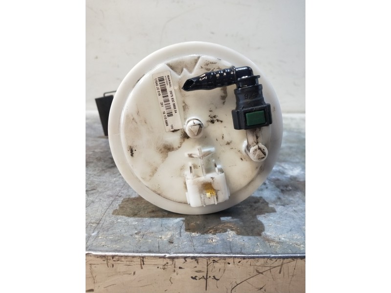 Recambio de bomba combustible para nissan qashqai (j10) acenta referencia OEM IAM 0975632990004 17040JD01A 