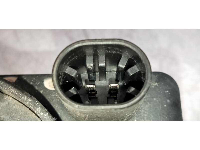 Recambio de faro antiniebla derecho para opel corsa c silverline referencia OEM IAM 57511 13118671 