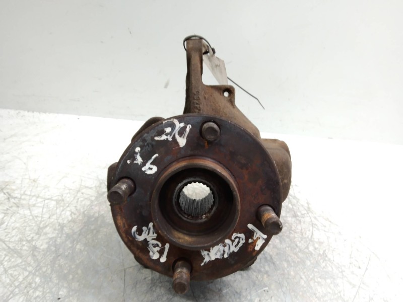 Recambio de mangueta delantera derecha para ford escort berl./turnier 1.8 turbodiesel cat referencia OEM IAM   