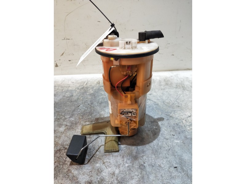 Recambio de bomba combustible para toyota yaris (ncp1/nlp1/scp1) 1.0 linea luna referencia OEM IAM   