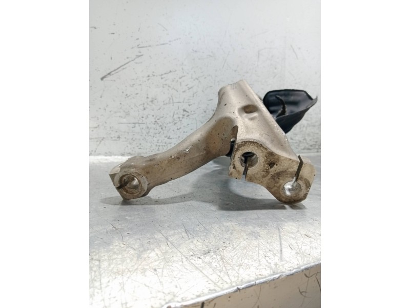 Recambio de mangueta delantera derecha para audi a6 allroad quattro (4fh) referencia OEM IAM 4F0407242  