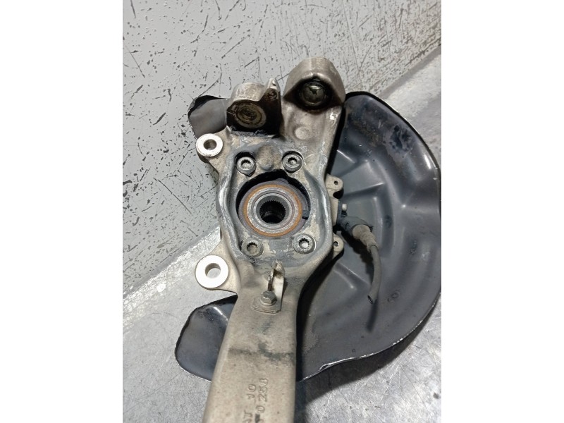 Recambio de mangueta delantera derecha para audi a6 allroad quattro (4fh) referencia OEM IAM 4F0407242  