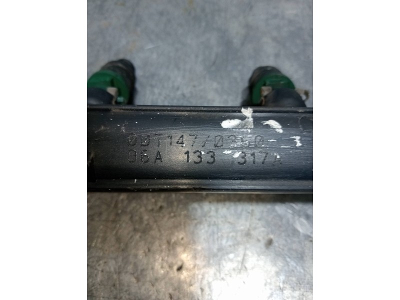 Recambio de rampa inyectora para audi a3 (8l) 1.6 ambiente referencia OEM IAM 06A133317A  