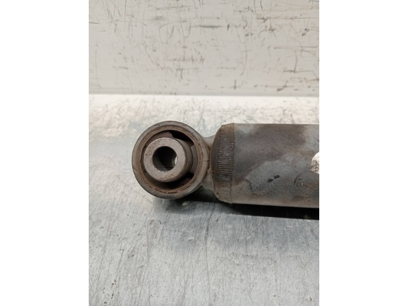 Recambio de amortiguador trasero derecho para nissan qashqai (j10) acenta referencia OEM IAM 56210BR00B 814902003840 