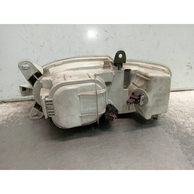Recambio de faro derecho para ford escort berl./turnier atlanta berlina referencia OEM IAM 95AG13K060AA  