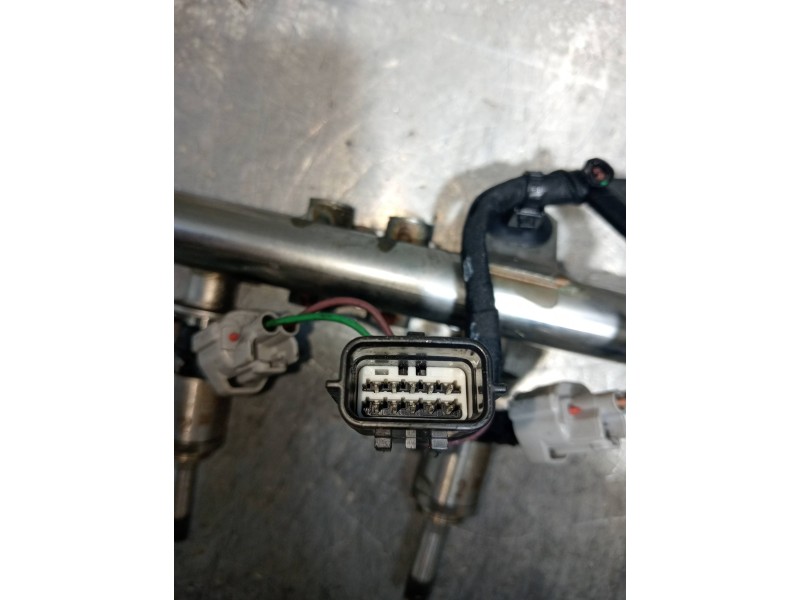 Recambio de rampa inyectora para renault megane iii berlina 5 p dynamique referencia OEM IAM 175204385R 1507730198 