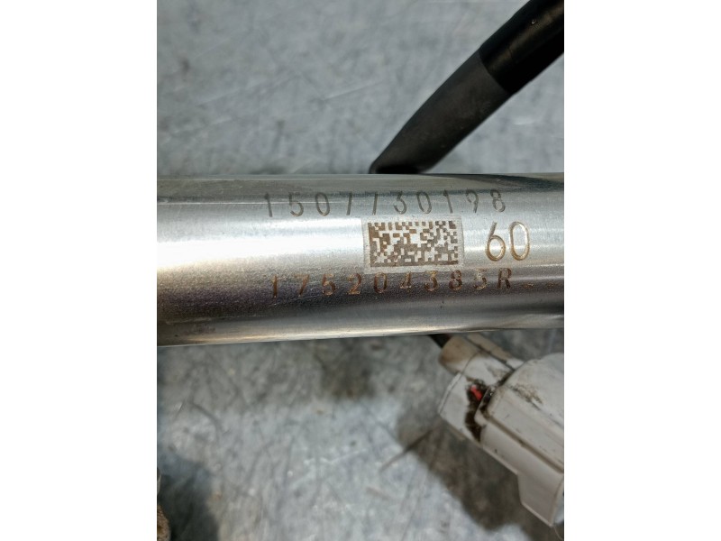 Recambio de rampa inyectora para renault megane iii berlina 5 p dynamique referencia OEM IAM 175204385R 1507730198 