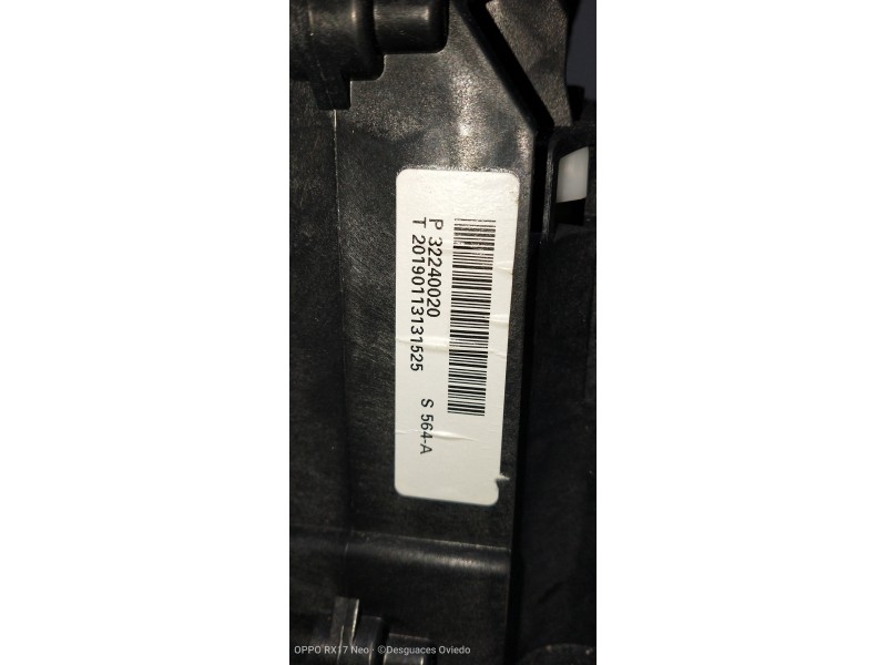 Recambio de palanca cambio para volvo v60 cross country pro awd referencia OEM IAM P32240020  