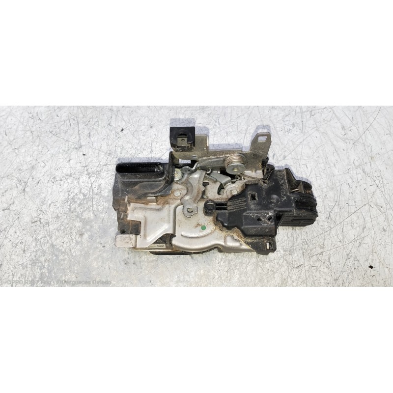 Recambio de motor cierre centralizado delantero derecho para volvo v60 cross country pro awd referencia OEM IAM 31349891  