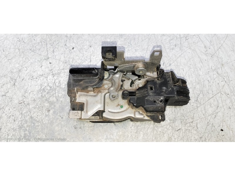 Recambio de motor cierre centralizado delantero derecho para volvo v60 cross country pro awd referencia OEM IAM 31349891  