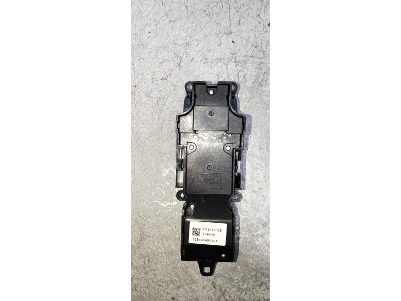 Recambio de mando multifuncion para volvo v60 cross country pro awd referencia OEM IAM P31443818  