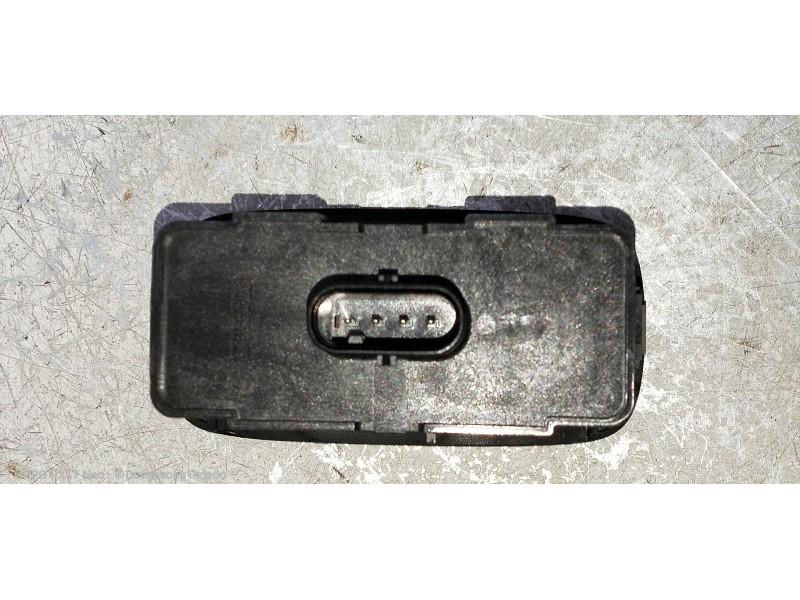 Recambio de mando multifuncion para volvo v60 cross country pro awd referencia OEM IAM 31674801  
