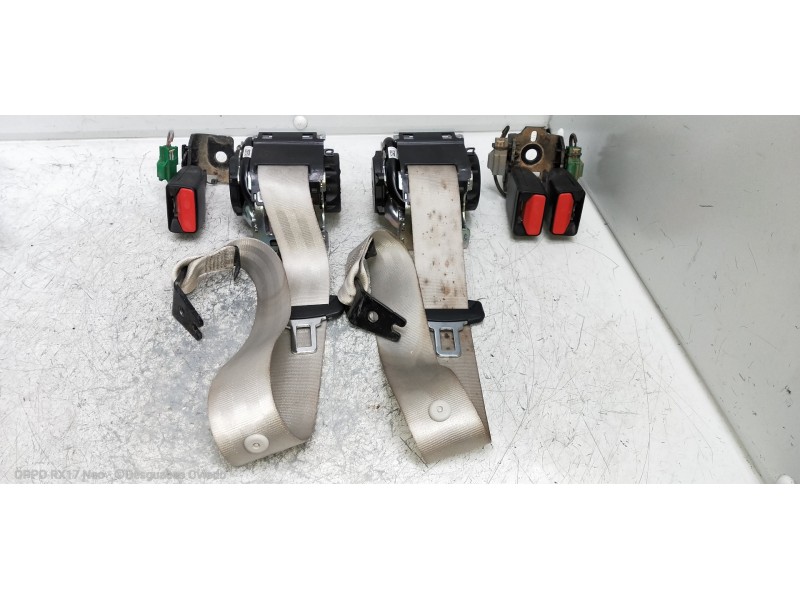 Recambio de juego cinturones trasero para volvo v60 cross country pro awd referencia OEM IAM 642983100E  