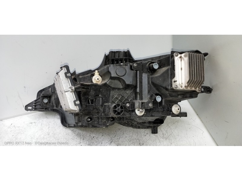 Recambio de faro derecho para volvo v60 cross country pro awd referencia OEM IAM  FULL LED 