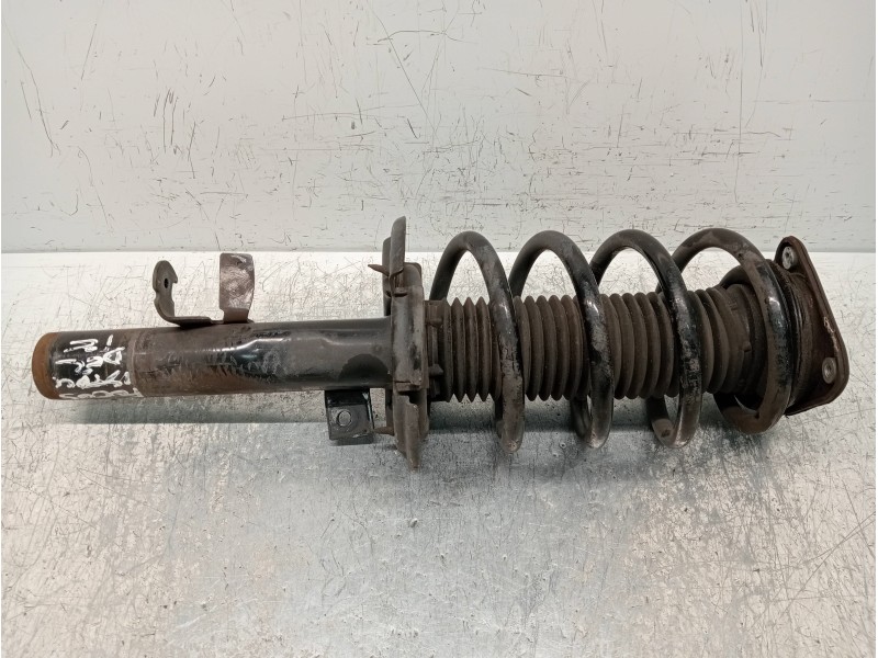 Recambio de amortiguador delantero izquierdo para ford focus lim. st-line referencia OEM IAM BV6118K001HBB  
