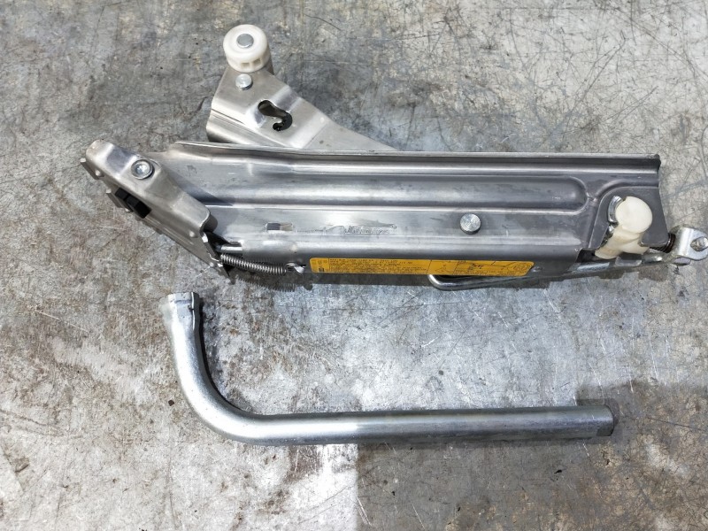 Recambio de gato para audi a6 allroad quattro (4fh) referencia OEM IAM   