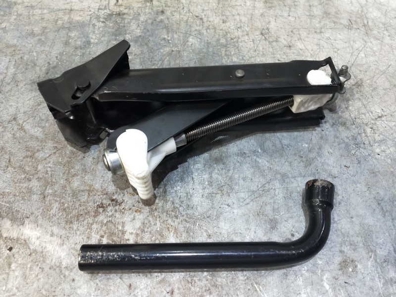 Recambio de gato para renault modus pack dynamique referencia OEM IAM   