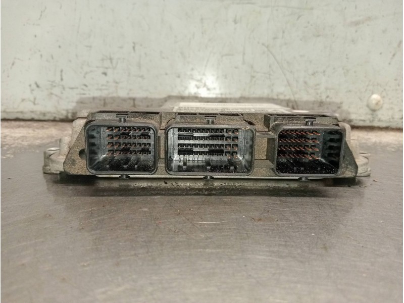 Recambio de centralita motor uce para citroen c4 picasso exclusive referencia OEM IAM 9665674480 0281014729 9653958980