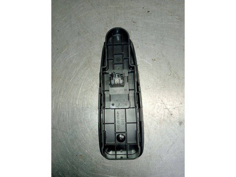 Recambio de mando elevalunas delantero derecho para citroen c4 picasso exclusive referencia OEM IAM 96639377ZD 02381 5P